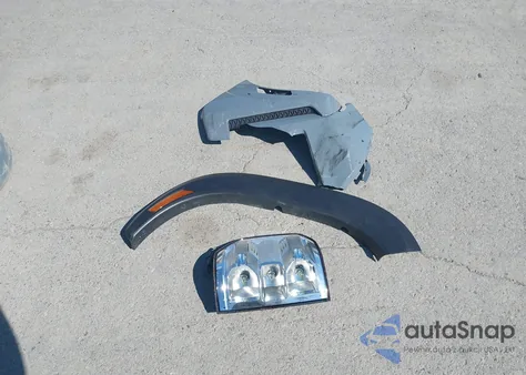 2024 Nissan Frontier Pro-4X 4X4 from USA, damaged, VIN 1N6ED1EK9RN652817